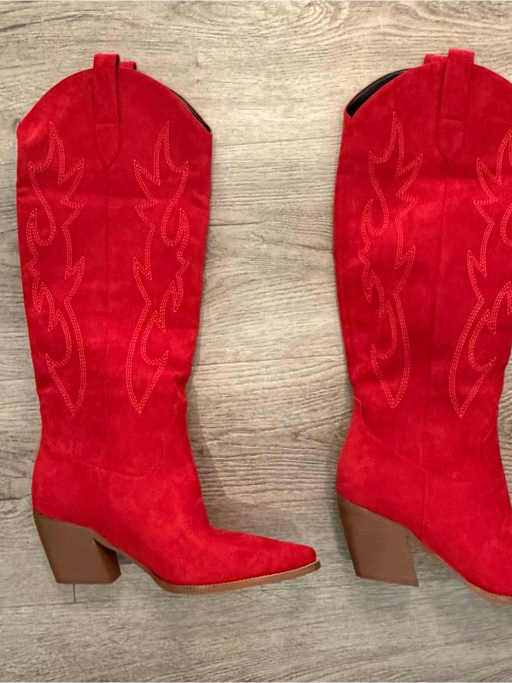 Illimu western boots sz 8.5
